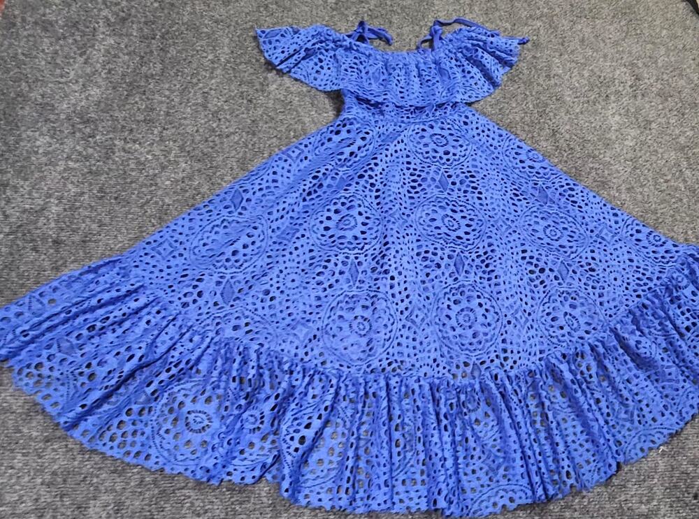 Girl's beautiful dress